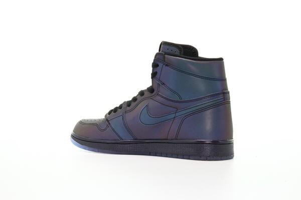 Air Jordan 1 High Zoom Fearless 